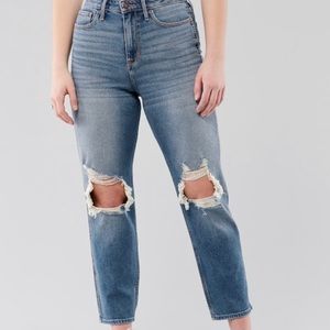 Hollister mom jeans!